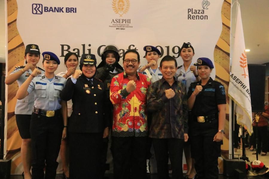 podiumnews.com-Tingkatkan Expor, Wagub Cok Ace Minta Asephi Fasilitasi Kebutuhan UKM dan Exportir dengan Pemerintah